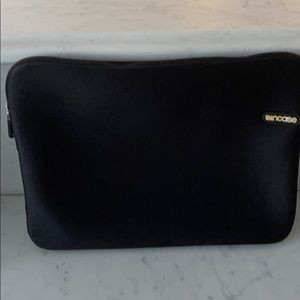 INCASE computer sleeve